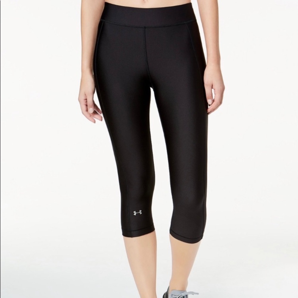 Under Armour half calf leggings